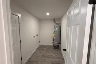 5842 Beldart St, Houston, TX 77033 - Photo 20