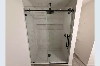 5842 Beldart Street, Houston, TX 77033 - Photo 14