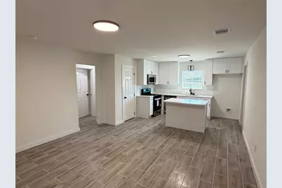 5842 Beldart Street, Houston, TX 77033 - Photo 2