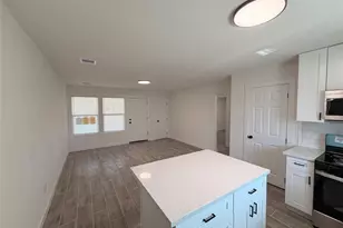 5842 Beldart St, Houston, TX 77033 - Photo 18