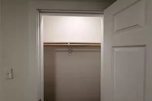 5842 Beldart St, Houston, TX 77033 - Photo 10