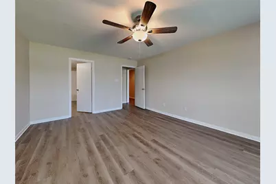 11814 E Galwan Circle, Houston, TX 77070 - Photo 6
