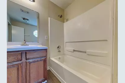 11814 E Galwan Circle, Houston, TX 77070 - Photo 18