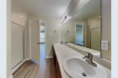 11814 E Galwan Circle, Houston, TX 77070 - Photo 8