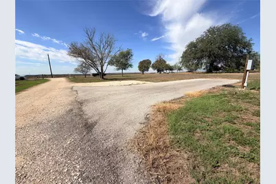 2590 Sherrill Road, Kingsbury, TX 78638 - Photo 4