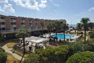 6300 Seawall Blvd, Galveston, TX 77551 - Photo 2