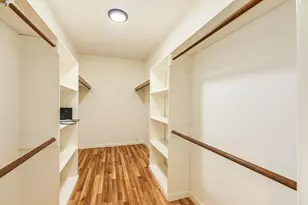 281 Crestview Dr, West Columbia, TX 77486 - Photo 6