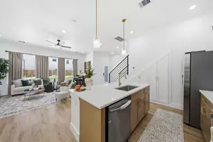 8910 Knoll Leaf Dr, Houston, TX 77080 - Photo 6