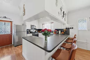 638 W Fisher St, Bellville, TX 77418 - Photo 6