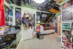 638 W Fisher St, Bellville, TX 77418 - Photo 26