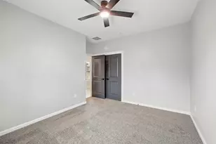 4719 Mallow St, Houston, TX 77033 - Photo 26