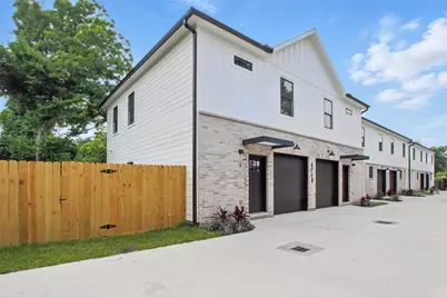 4719 Mallow Street #B, Houston, TX 77033 - Photo 4