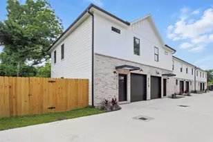 4719 Mallow St, Houston, TX 77033 - Photo 4