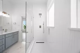 1941 Knoll Square Dr, Houston, TX 77080 - Photo 16