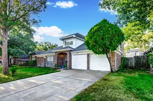 17522 Masonridge Dr, Houston, TX 77095 - Photo 2