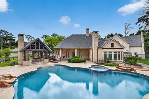 728 Crestbend Dr, Houston, TX 77042 - Photo 24