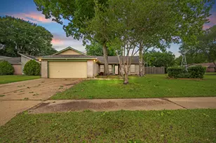 10502 Crescent Moon Dr, Houston, TX 77064 - Photo 1