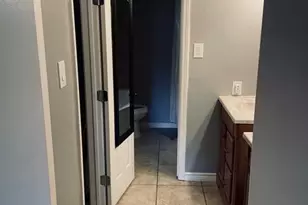 10227 Sagemark Dr, Houston, TX 77089 - Photo 16