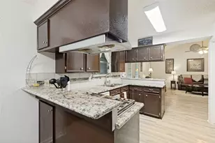 1917 New Orleans St, Deer Park, TX 77536 - Photo 8