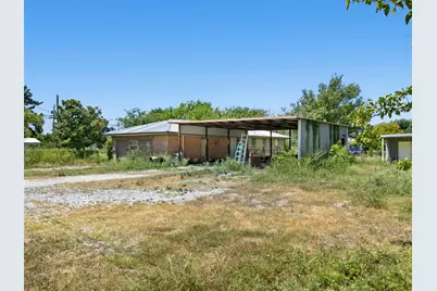 704 E Grand Street, Whitewright, TX 75491 - Photo 28