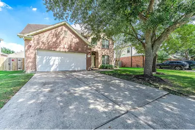 2511 Sunlight Lane, Pearland, TX 77584 - Photo 2