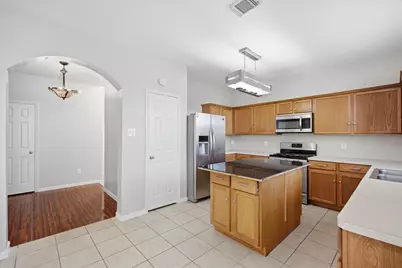 7910 Albatross Road, Baytown, TX 77523 - Photo 6