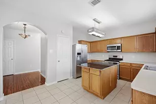 7910 Albatross Rd, Baytown, TX 77523 - Photo 6