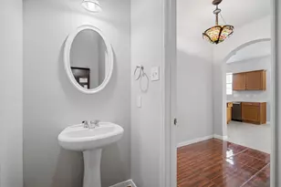 7910 Albatross Rd, Baytown, TX 77523 - Photo 4