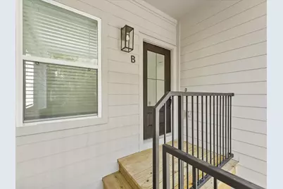 8101 Venus Street #B, Houston, TX 77088 - Photo 2