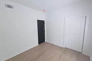 8101 Venus St, Houston, TX 77088 - Photo 14