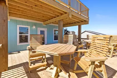 145 Howard Avenue, Surfside Beach, TX 77541 - Photo 8