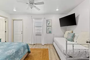 145 Howard Ave, Surfside Beach, TX 77541 - Photo 20