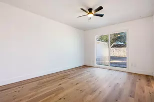 402 W Castle Harbour Dr, Friendswood, TX 77546 - Photo 18