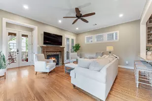 836 E 24th St, Houston, TX 77009 - Photo 4