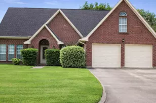 2186 Riverside Dr, West Columbia, TX 77486 - Photo 2