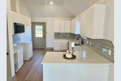 241 SE 19 Th St, Hempstead, TX 77445 - Photo 4