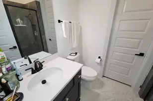 5023 Golden Peach Rd, Manvel, TX 77578 - Photo 34