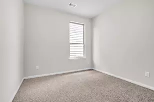 14211 Grand Hls Dr, Conroe, TX 77303 - Photo 10