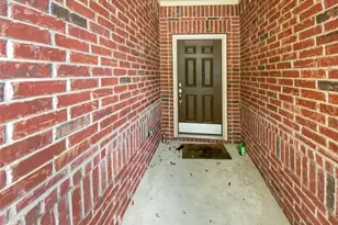 5614 Straight Way, Houston, TX 77339 - Photo 4