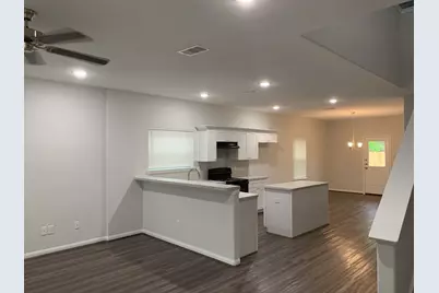 7309 Price #B, Houston, TX 77088 - Photo 2