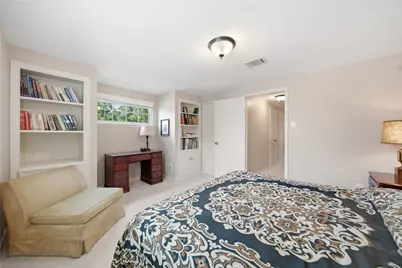 14919 Perthshire Road, Houston, TX 77079 - Photo 26