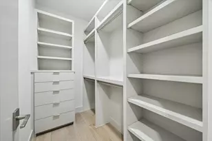 2129 Quenby St, Houston, TX 77005 - Photo 16