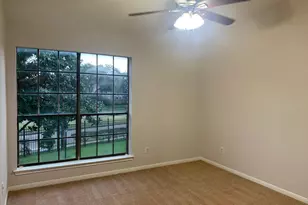 8055 Cambridge St, Houston, TX 77054 - Photo 8