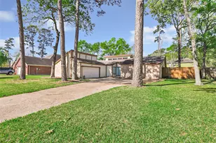 16215 Spinnaker Dr, Crosby, TX 77532 - Photo 2