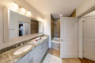 1400 McKinney St, Houston, TX 77010 - Photo 16