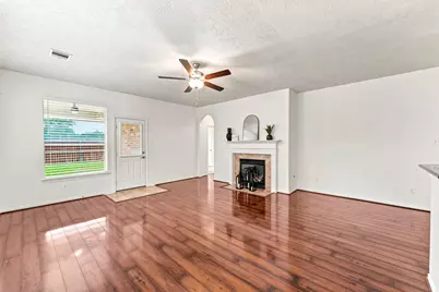 23410 W Pine Ivy Lane, Tomball, TX 77375 - Photo 14