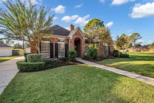 3827 Bratton St, Sugar Land, TX 77479 - Photo 4