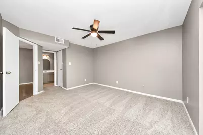 3105 Walnut Bend Ln #32, Houston, TX 77042 - Photo 12