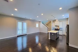 10806 Warwana Rd, Houston, TX 77043 - Photo 4