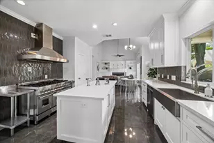 14830 Tumbling Falls Ct, Houston, TX 77062 - Photo 10